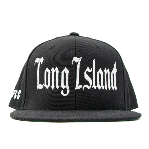 LONG ISLAND SNAPBACK IN BLACK
